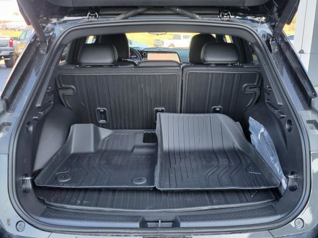 New 2025 Chevrolet Equinox EV RS image 8