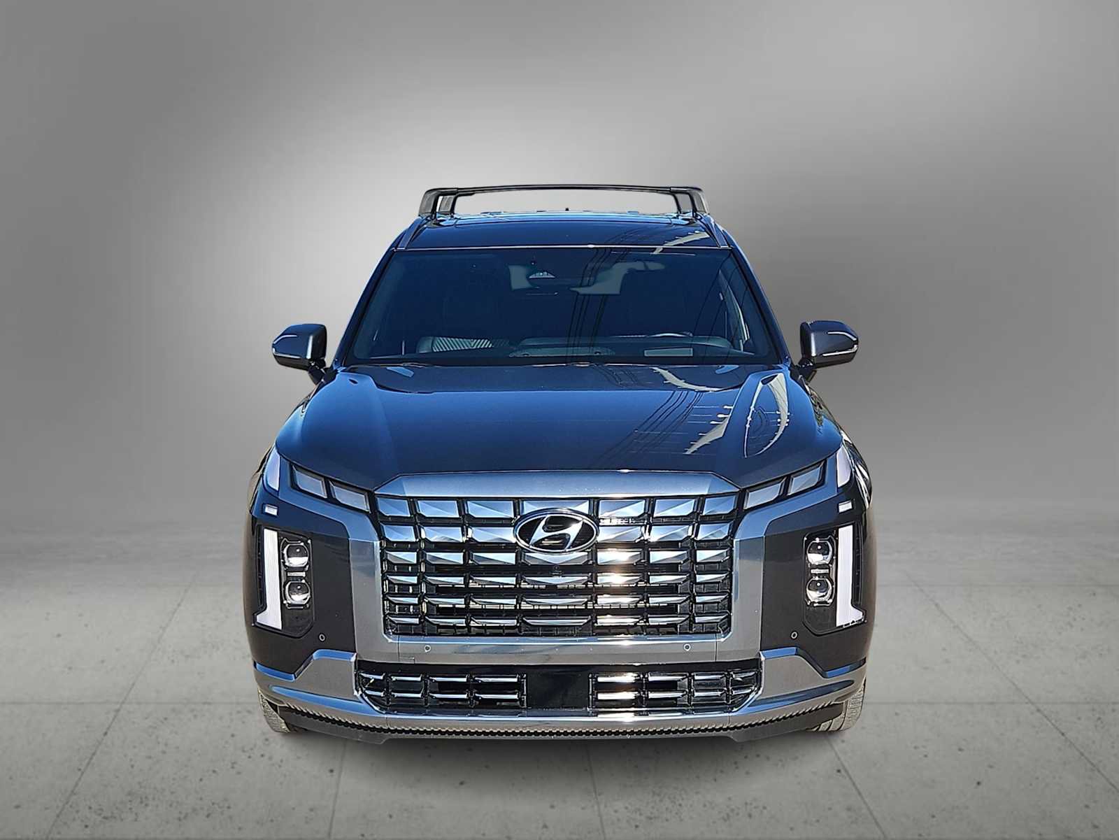 Used 2023 Hyundai Palisade Calligraphy image 3