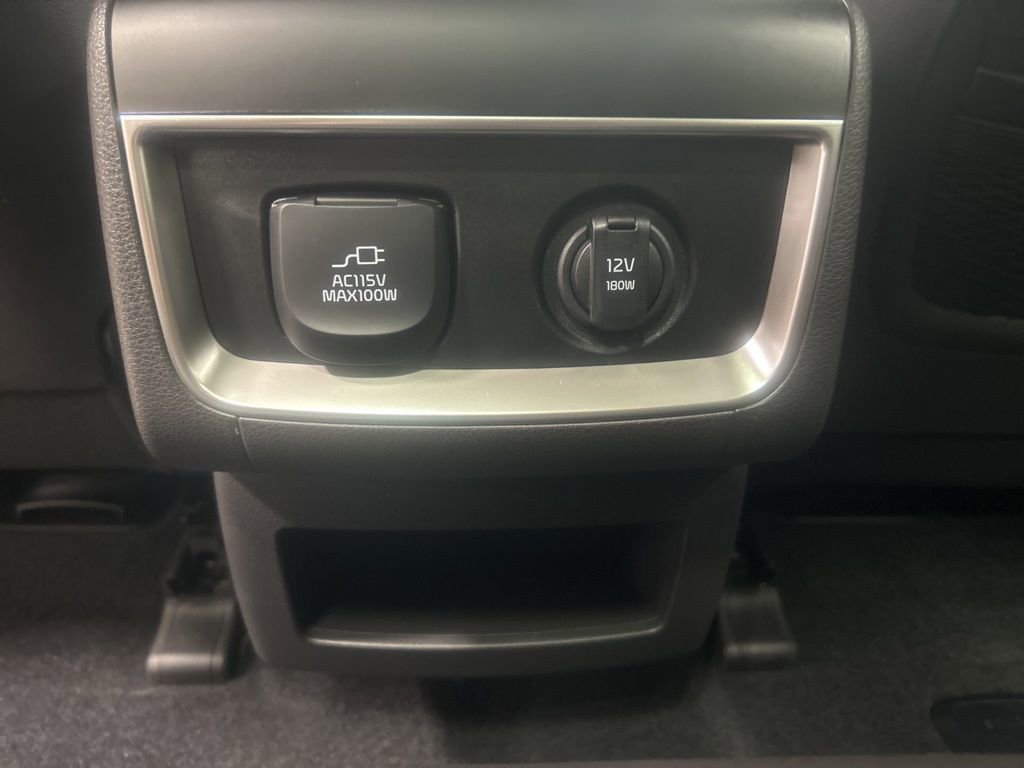 New 2026 Kia Carnival SX w/ SX Dark Edition Package image 24