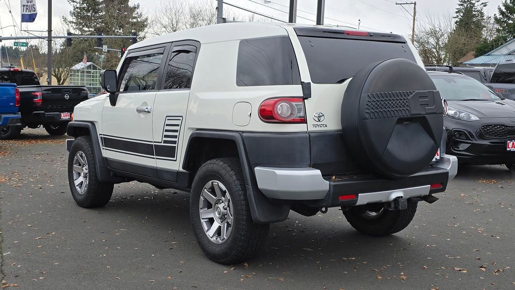Used 2014 Toyota FJ Cruiser 4WD w/ Convenience Package image 5