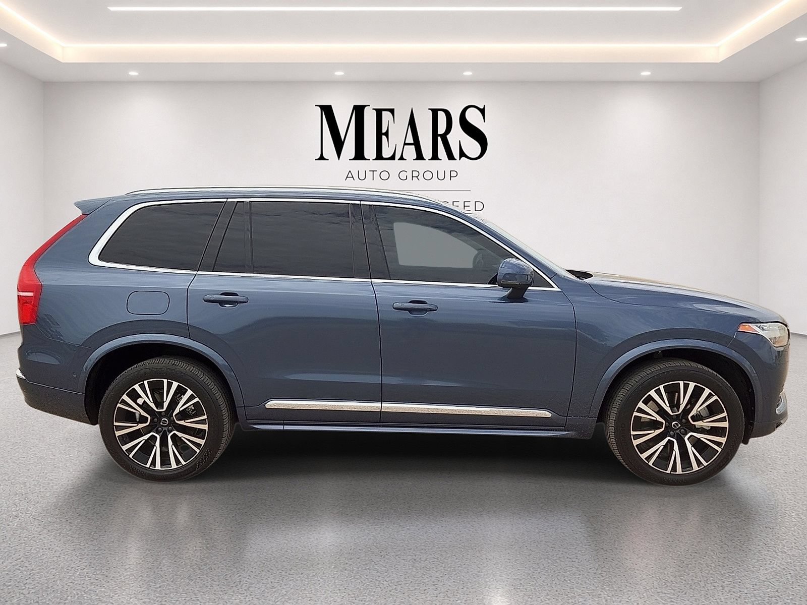 Used 2023 Volvo XC90 T8 Plus AWD/4WD image 7