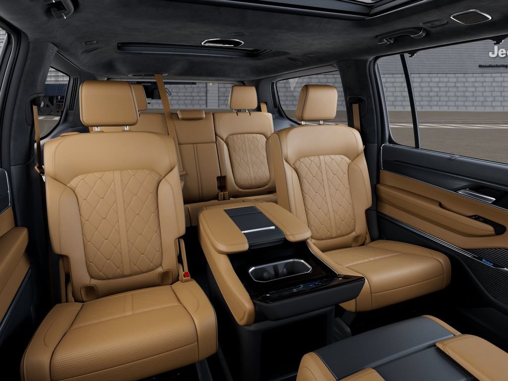 New 2026 Jeep Grand Wagoneer Summit AWD/4WD image 16