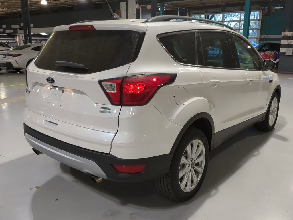Used 2019 Ford Escape SEL image 8