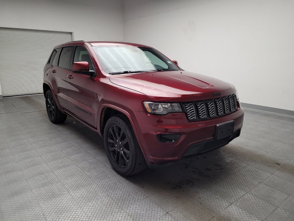 Used 2018 Jeep Grand Cherokee Altitude image 13