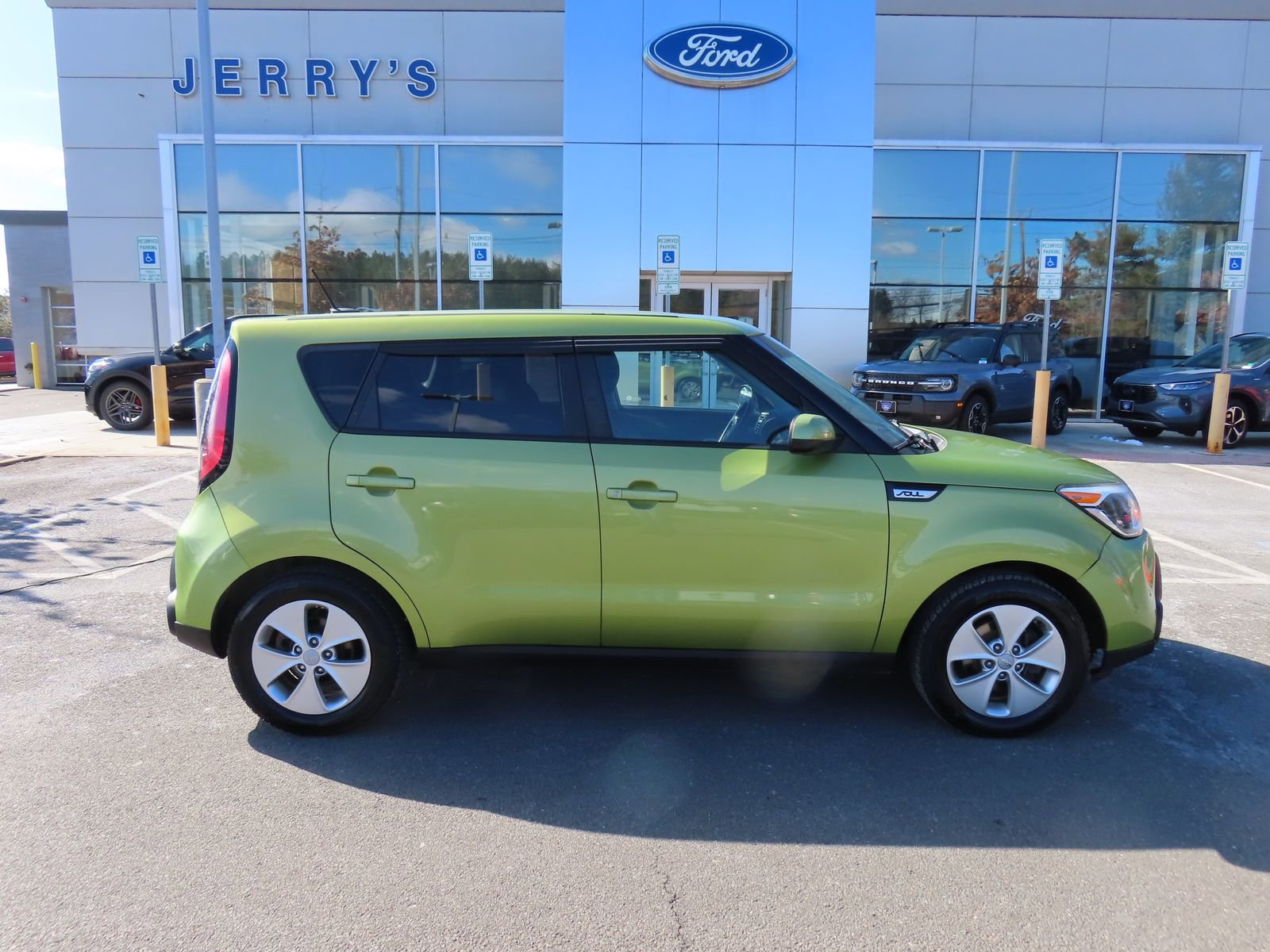 Used 2016 Kia Soul FWD image 4