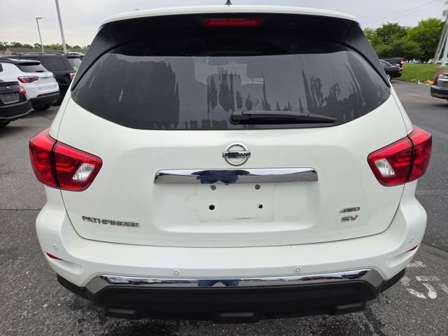 Used 2018 Nissan Pathfinder SV AWD/4WD image 18