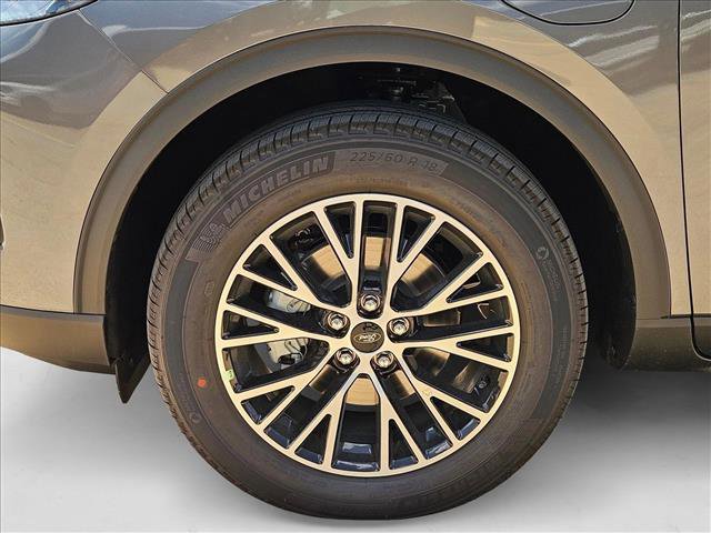 New 2025 Ford Escape SE image 10