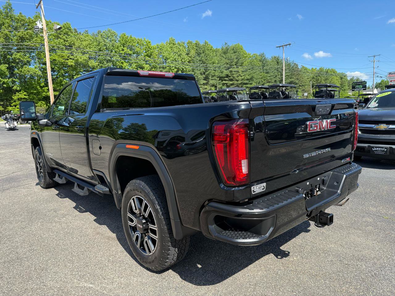 Used 2022 GMC Sierra 2500 AT4 AWD/4WD image 10