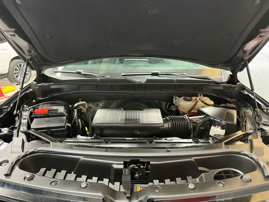 Used 2023 Chevrolet Tahoe Z71 AWD/4WD image 33