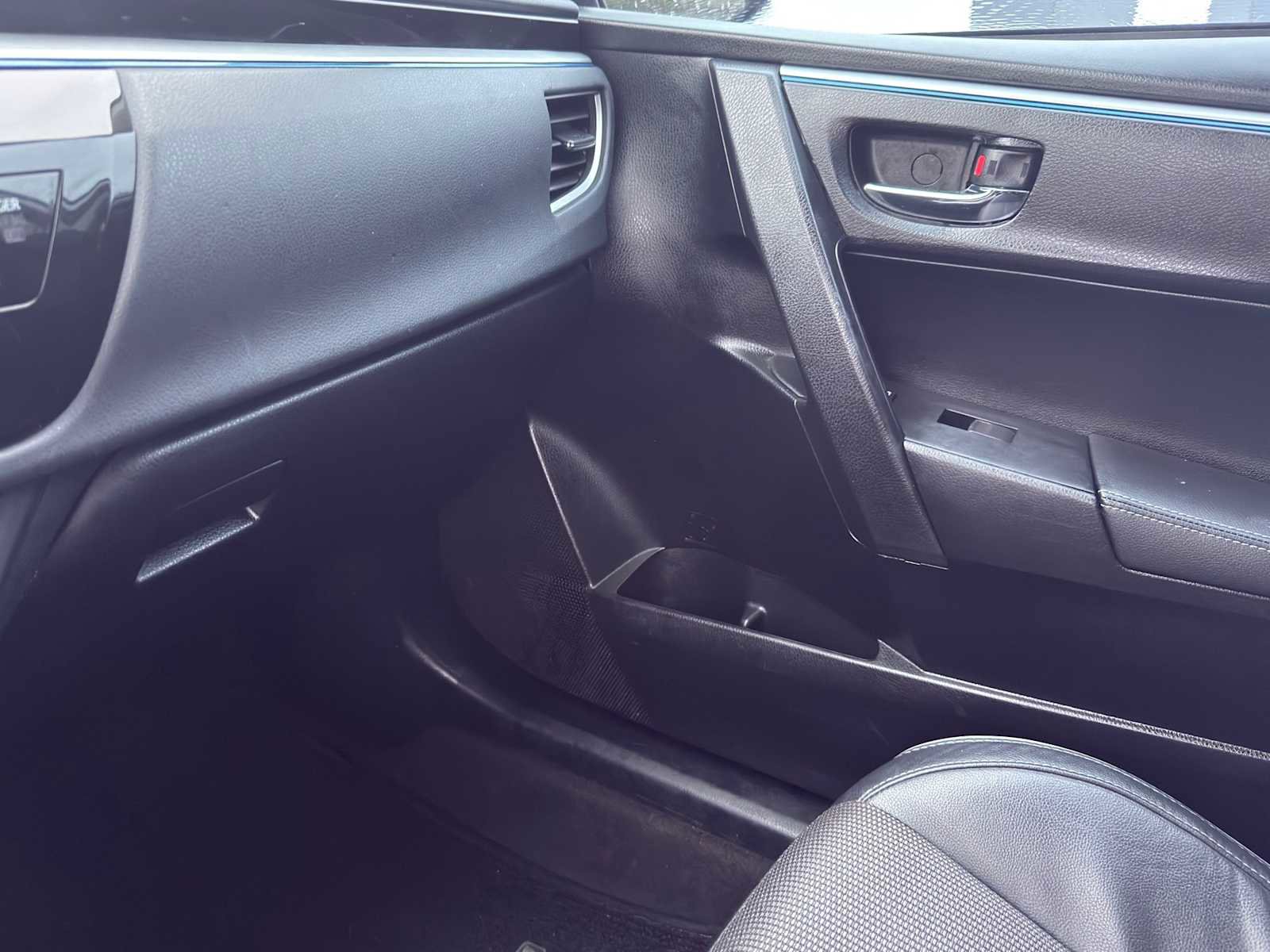 Used 2014 Toyota Corolla S FWD image 16