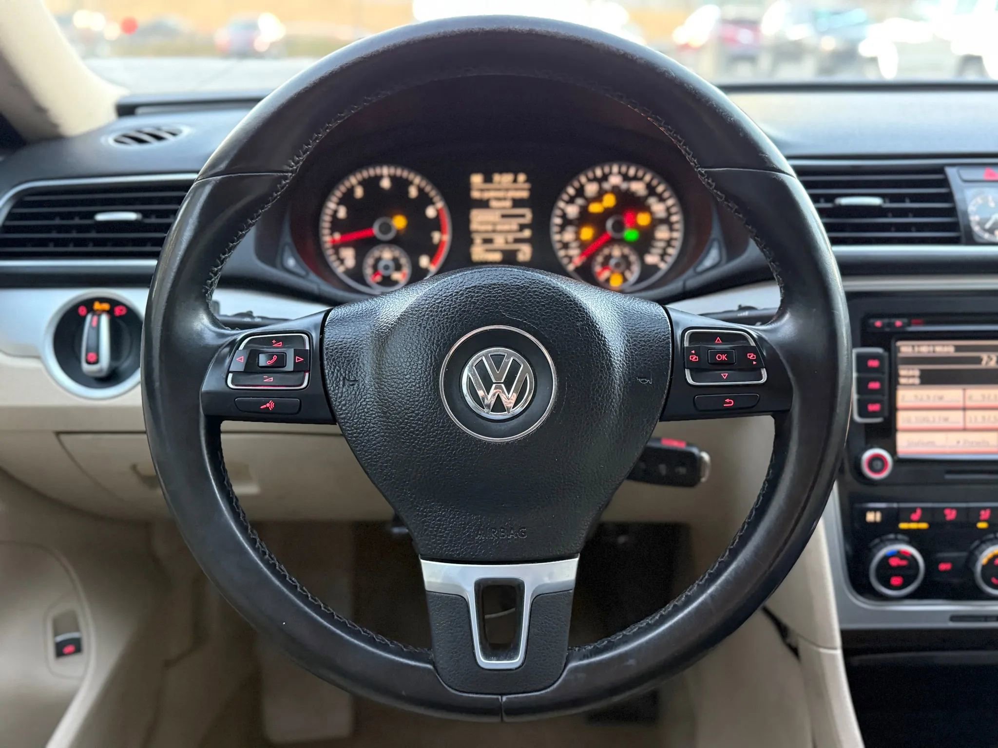 Used 2012 Volkswagen Passat 2.5 SE image 25