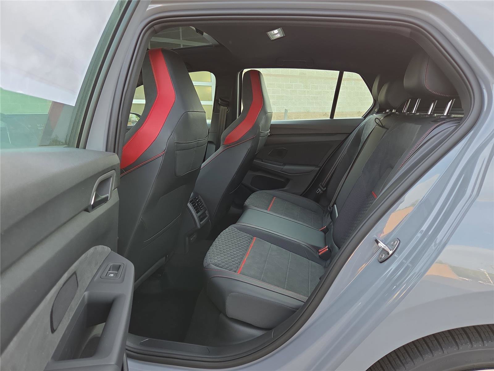 New 2026 Volkswagen GTI SE FWD image 22