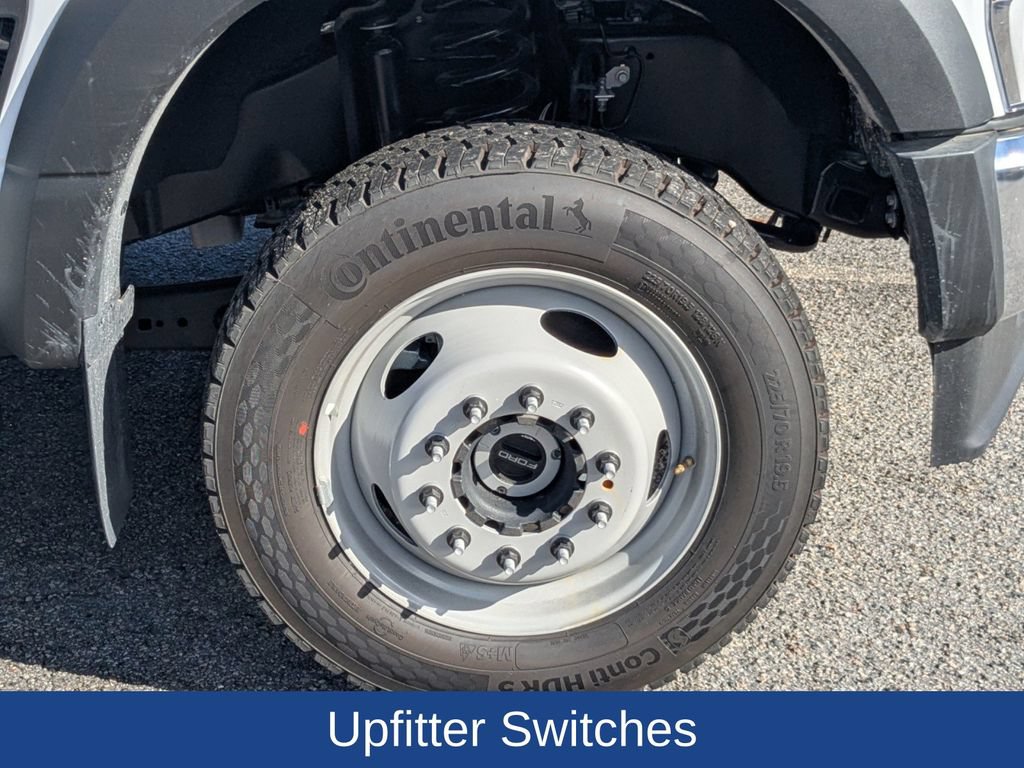 Used 2025 Ford F550 4x4 Regular Cab Super Duty image 11