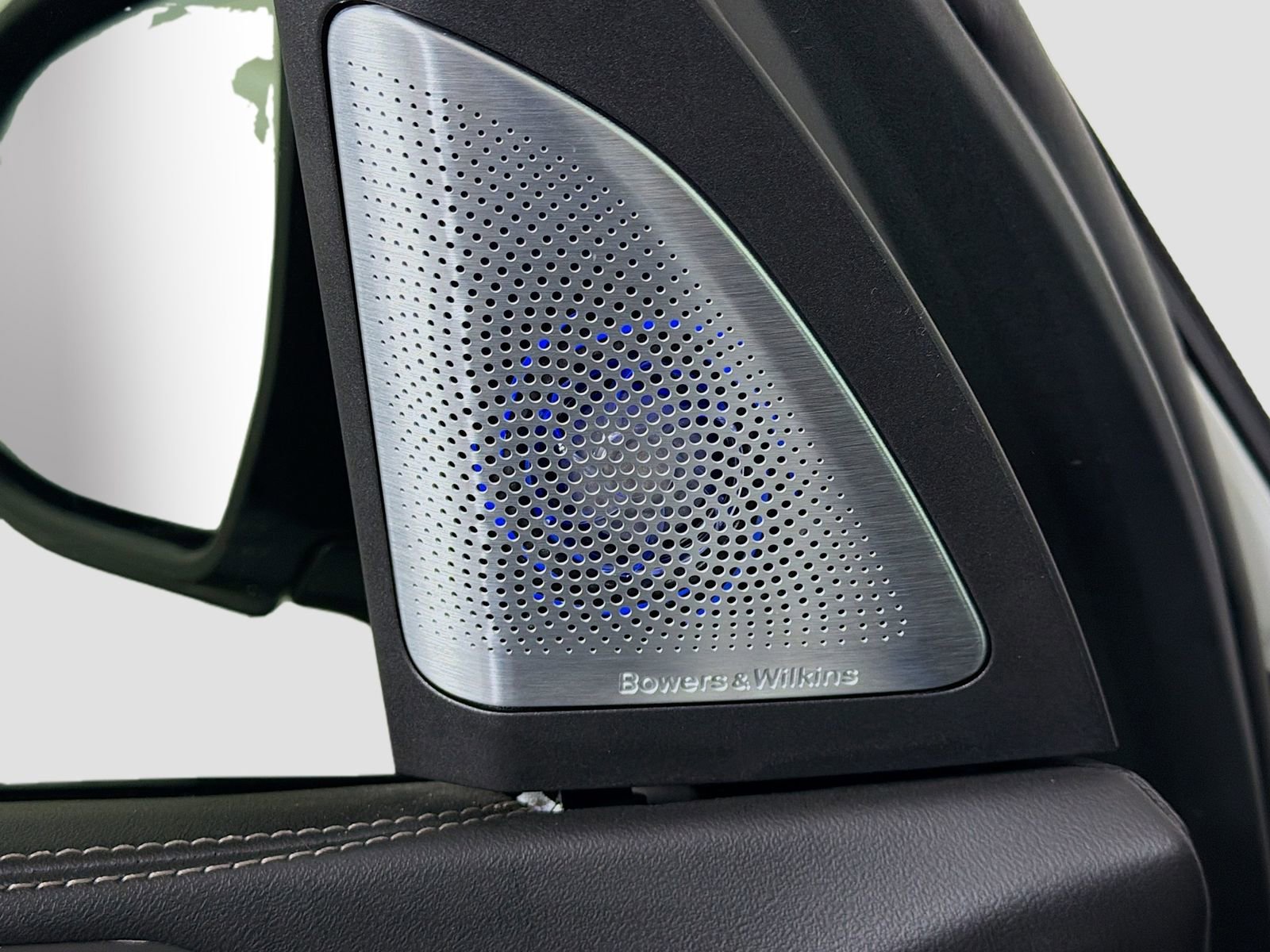 Used 2025 BMW X7 xDrive40i w/ Executive Package image 22