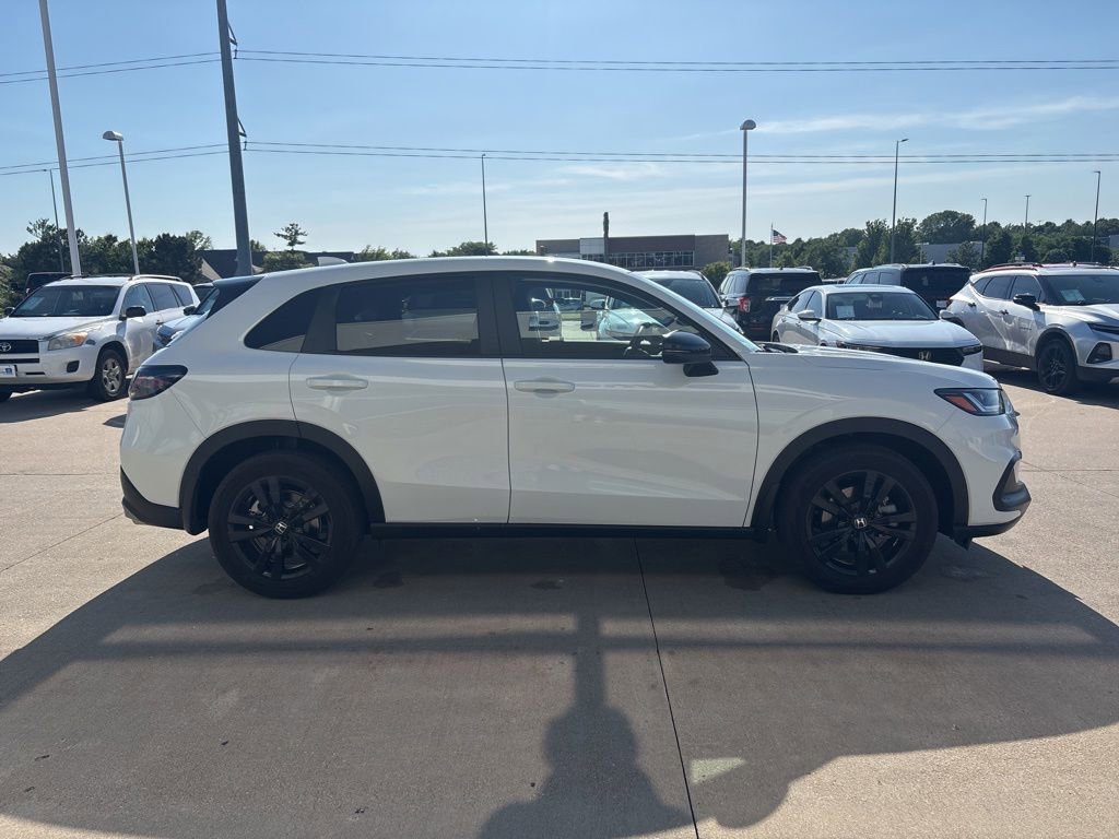 Certified 2026 Honda HR-V Sport image 4