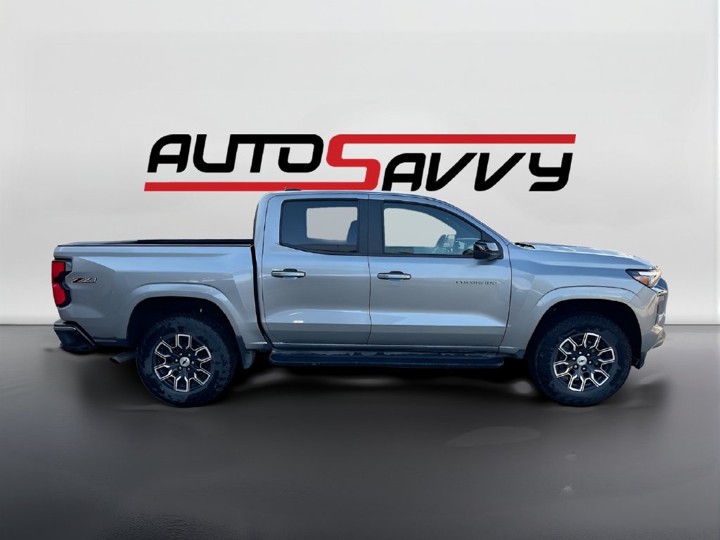 Used 2024 Chevrolet Colorado Z71 w/ Z71 Convenience Package 2 AWD/4WD image 8