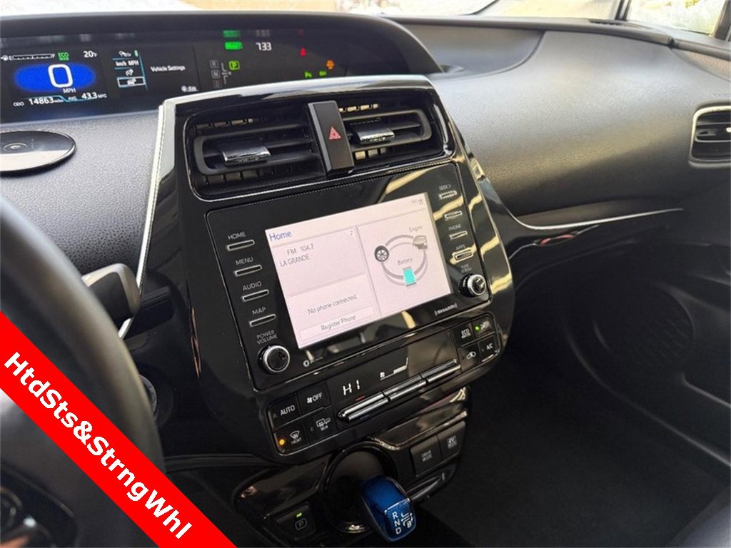 Used 2022 Toyota Prius XLE image 25