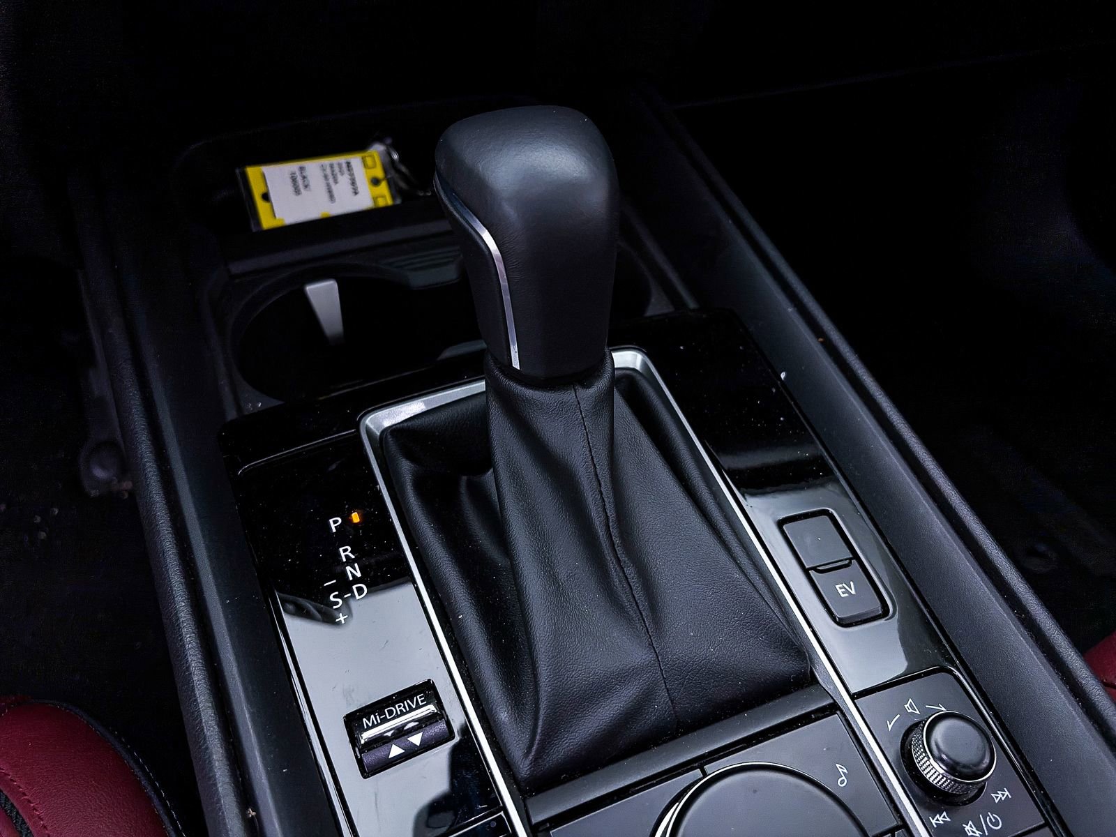 Used 2025 MAZDA CX-50 AWD 2.5 Hybrid w/ Premium Pkg image 24