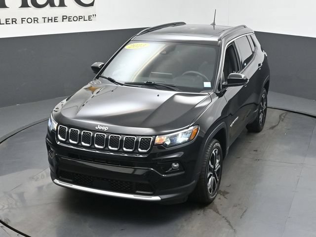 Used 2023 Jeep Compass Limited w/ Sun and Sound Group AWD/4WD image 46