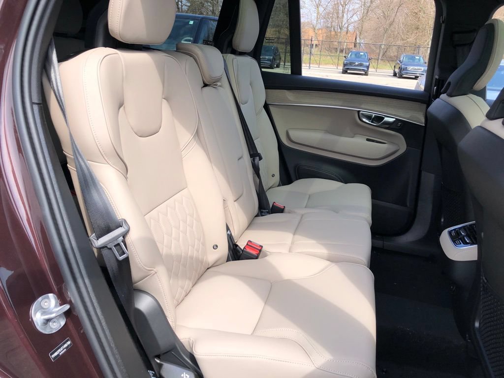 New 2026 Volvo XC90 B6 Plus w/ Protection Package Premier AWD/4WD image 30