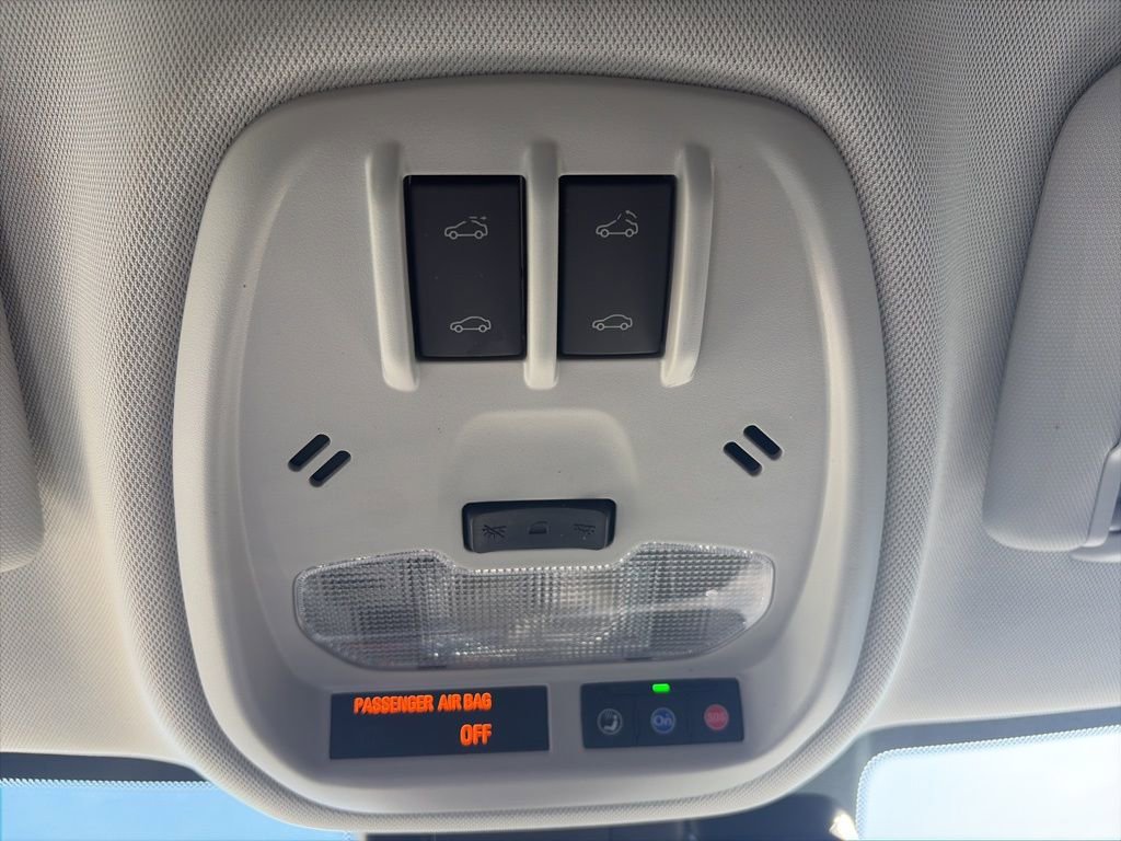 Certified 2025 Chevrolet Trax ACTIV w/ Sunroof Package image 19