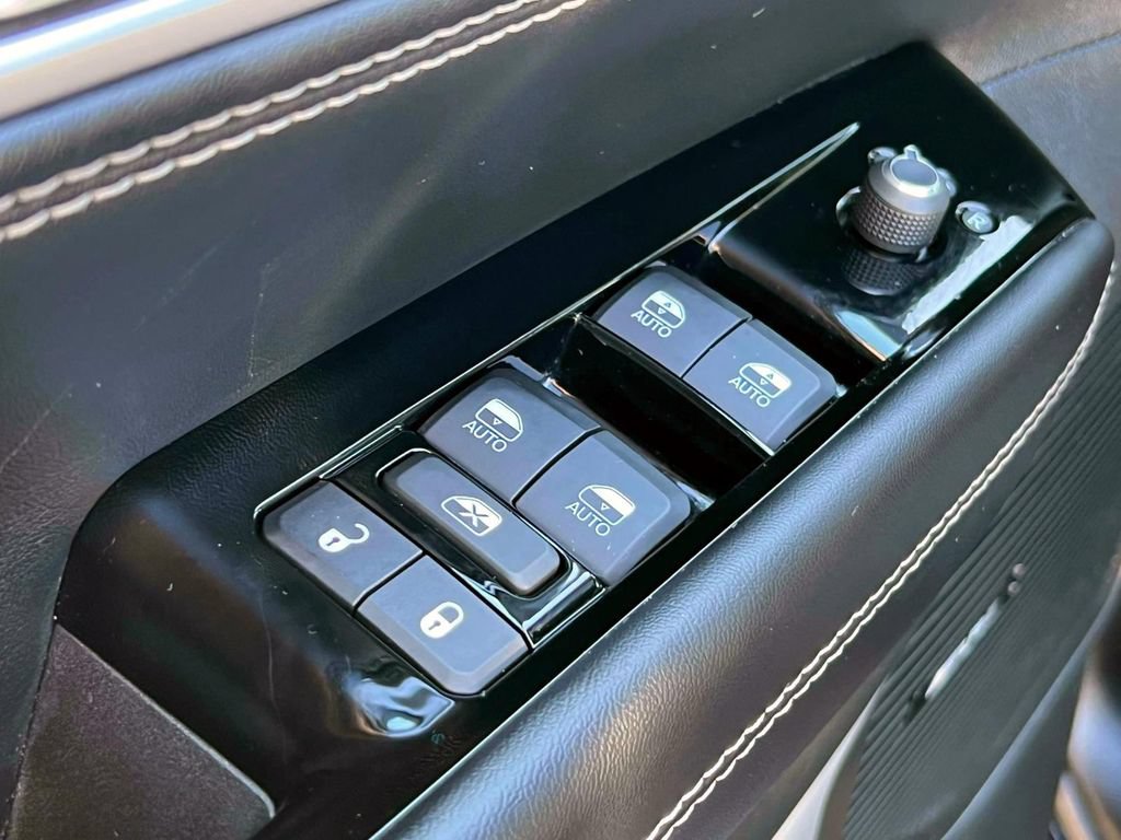 Used 2022 Jeep Wagoneer Series I w/ Convenience Group I AWD/4WD image 22