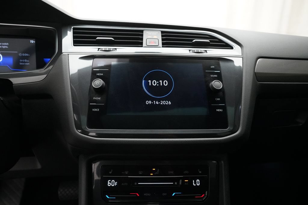 Used 2022 Volkswagen Tiguan SE AWD/4WD image 6