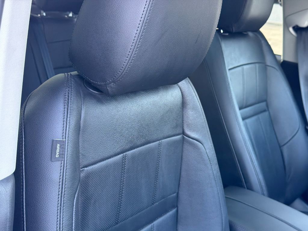 Used 2023 Land Rover Range Rover Evoque S AWD/4WD image 11