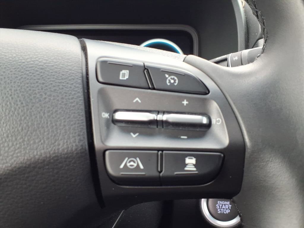 Certified 2022 Hyundai Kona Limited w/ Cargo Package image 23