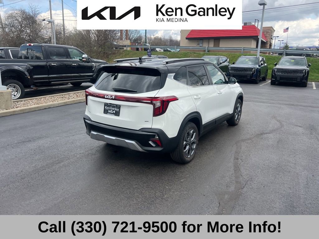 Used 2024 Kia Seltos S image 11