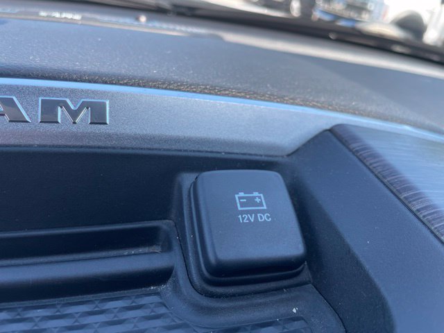 Used 2020 RAM 1500 Laramie AWD/4WD image 44