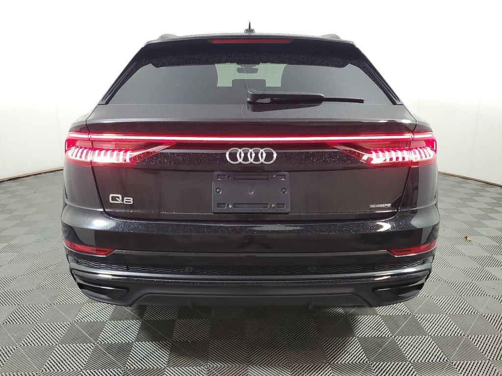 Used 2023 Audi Q8 Premium Plus w/ Premium Plus Package AWD/4WD image 5