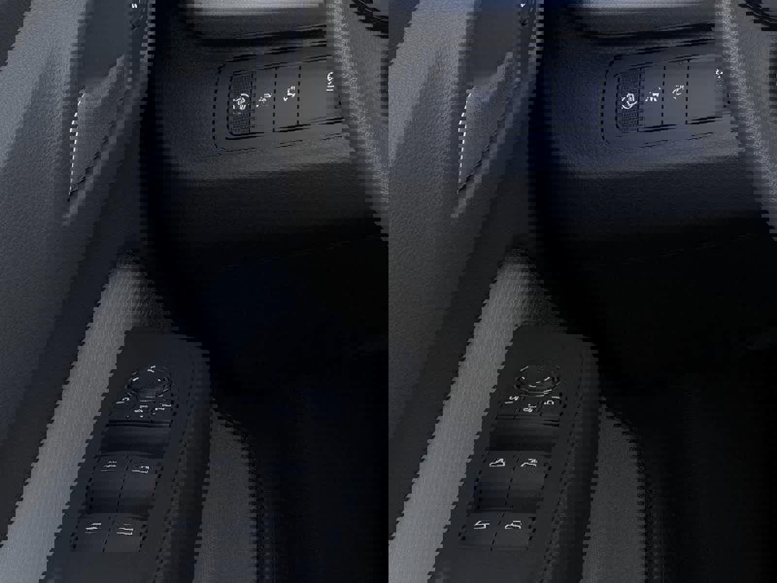 New 2027 Chevrolet Bolt LT w/ Comfort Package image 22