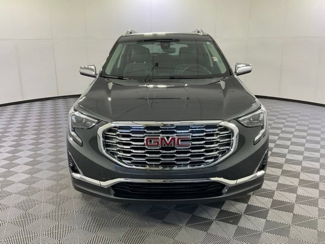 Used 2020 GMC Terrain Denali w/ LPO, Floor Liner Package FWD image 2