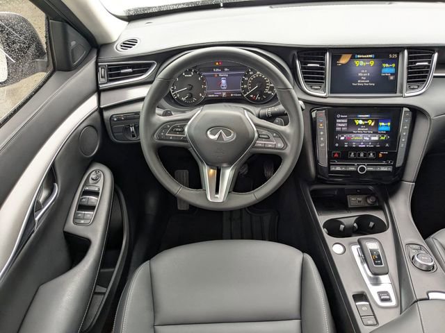 Used 2023 INFINITI QX50 Pure image 15