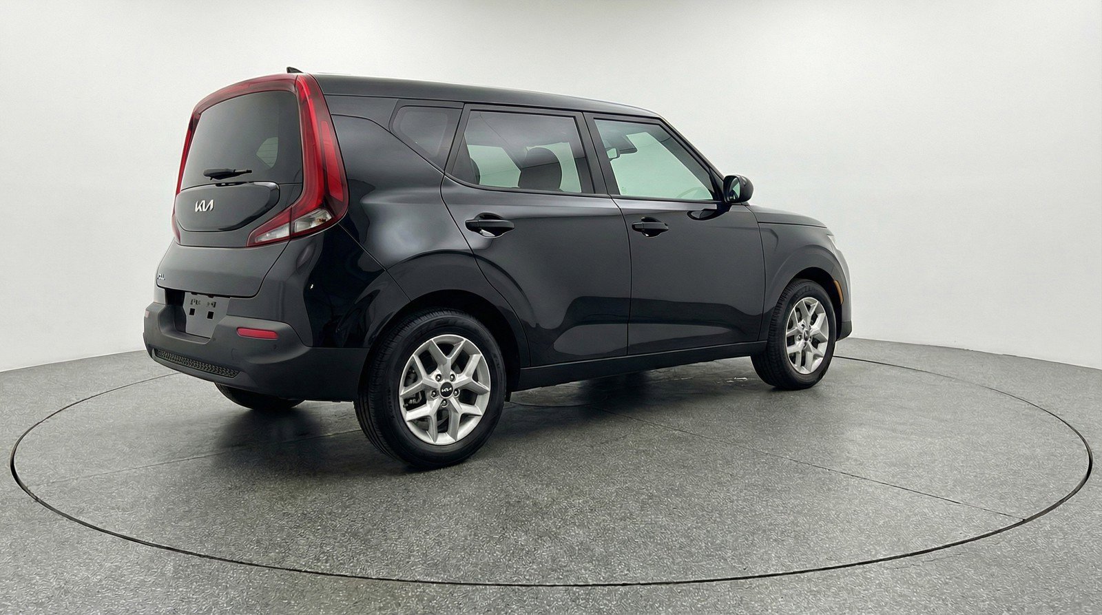 Used 2025 Kia Soul LX w/ LX Technology Package image 7