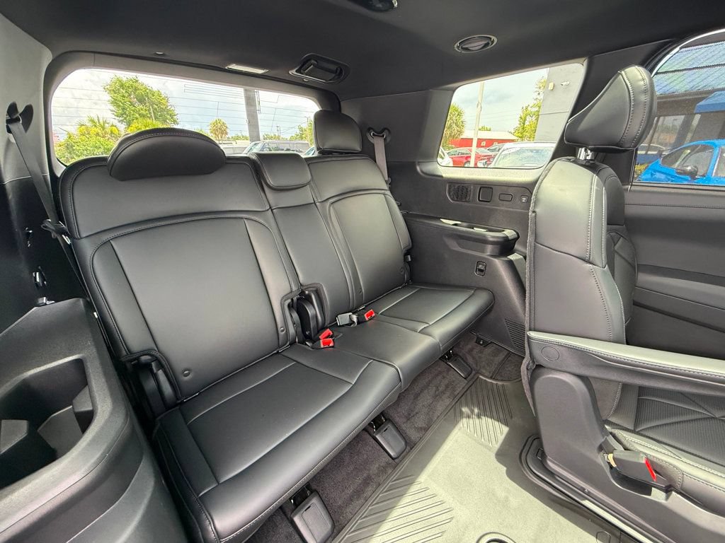 Used 2027 Kia Telluride SX w/ Towing Package FWD image 36