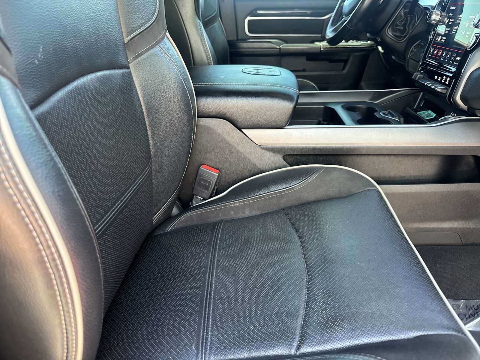 Used 2021 RAM 2500 Laramie AWD/4WD image 18