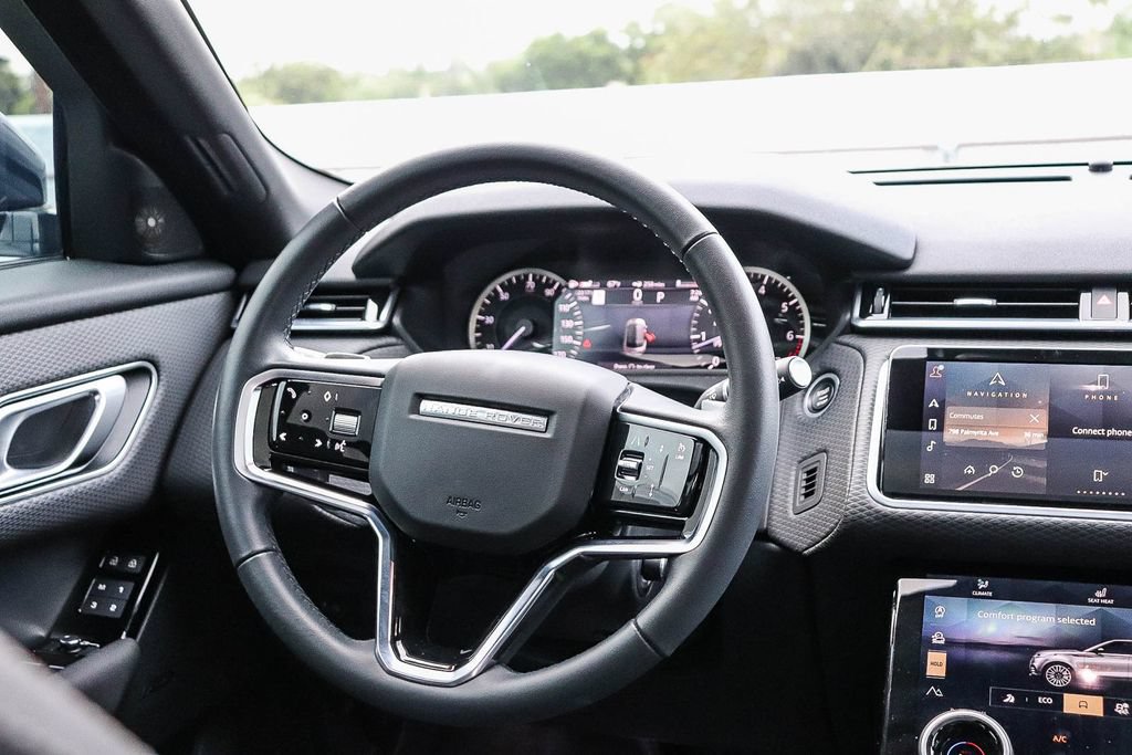 Used 2023 Land Rover Range Rover Velar R-Dynamic S AWD/4WD image 17