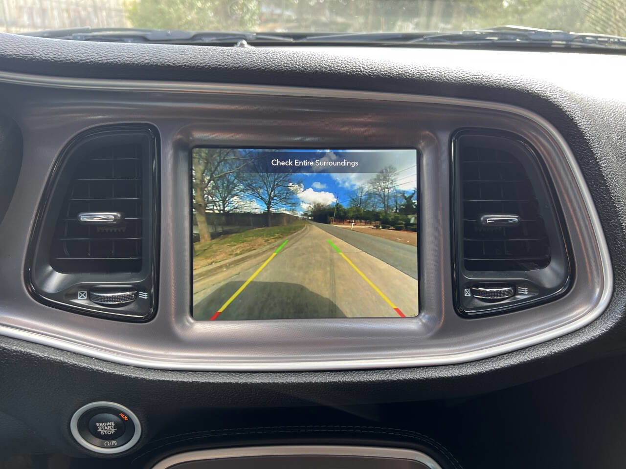 Used 2021 Dodge Challenger SXT w/ Driver Convenience Group image 17