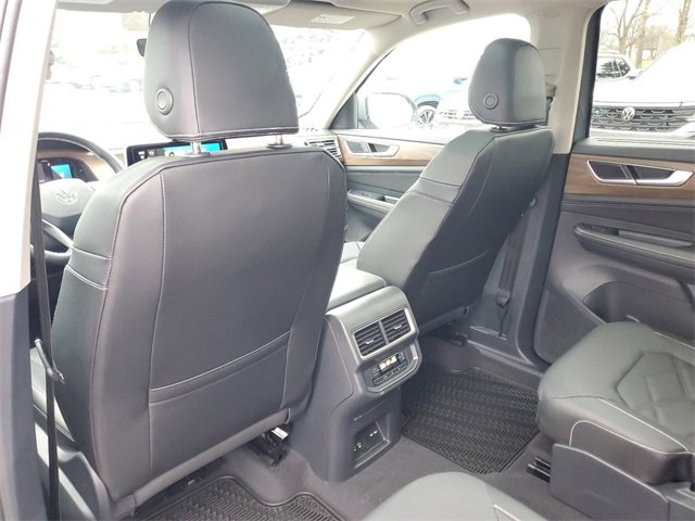 New 2025 Volkswagen Atlas SE image 10