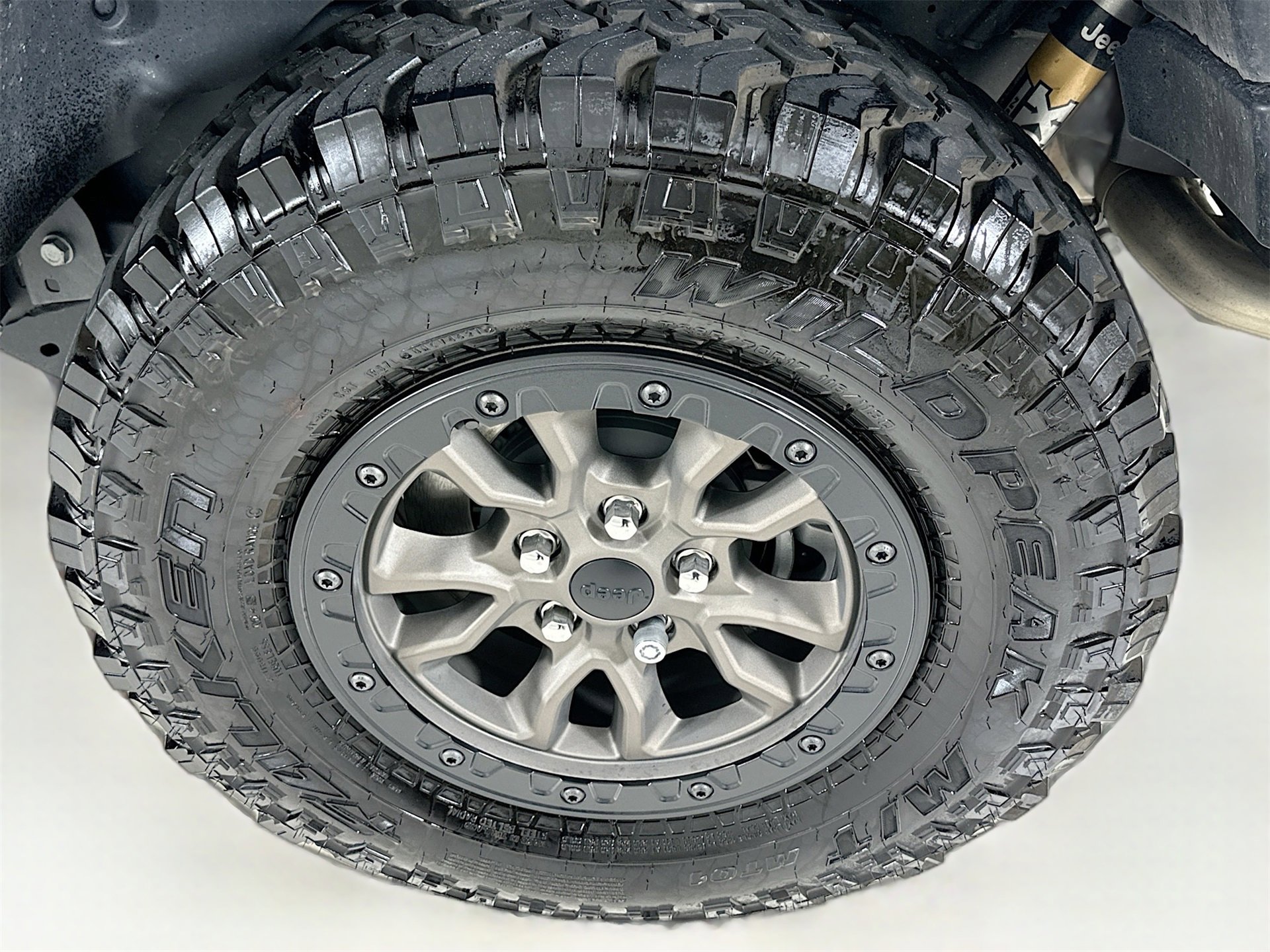 Used 2022 Jeep Wrangler Unlimited Rubicon w/ Trailer Tow Package image 32