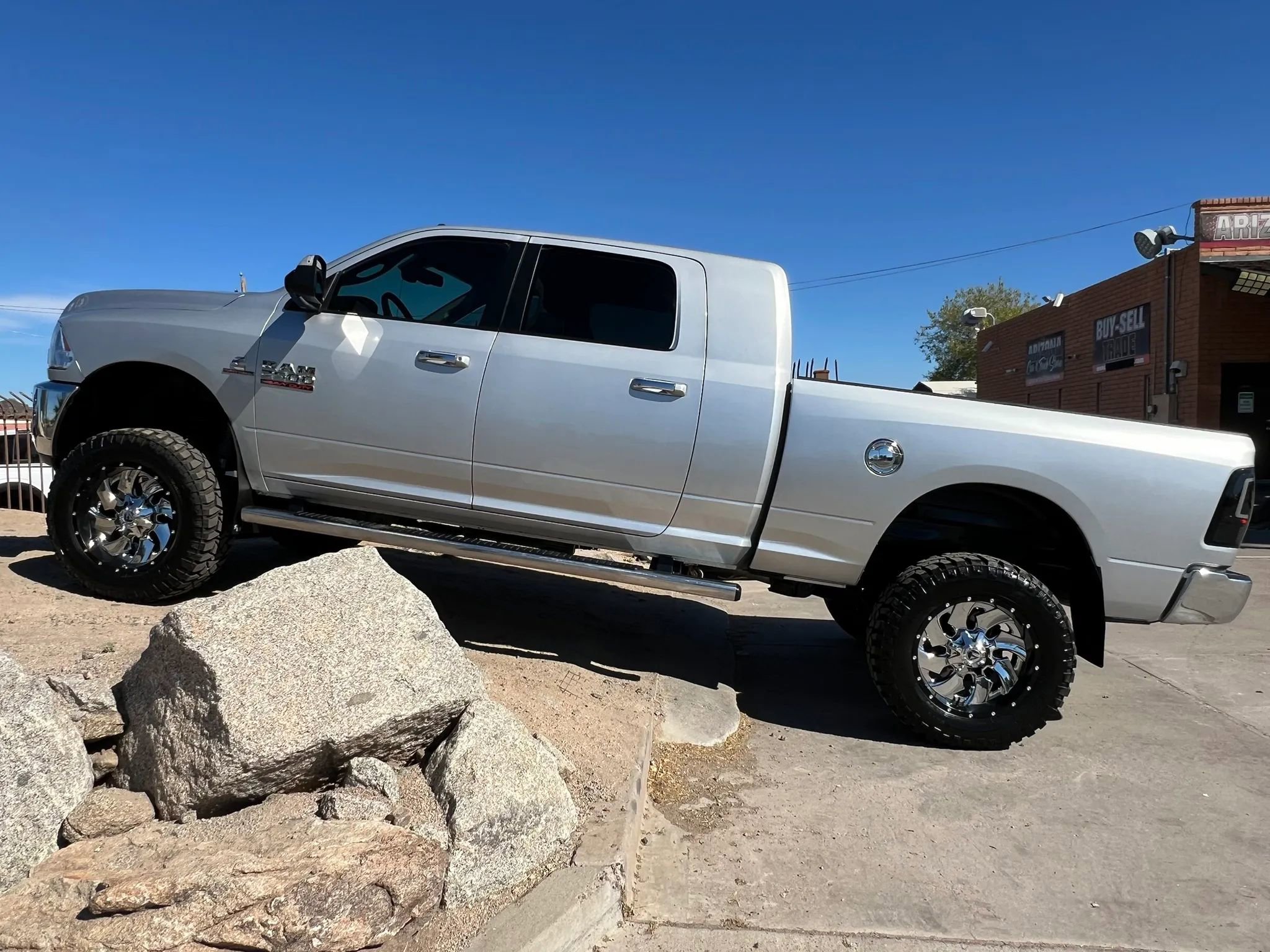 Used 2018 RAM 2500 Big Horn image 1
