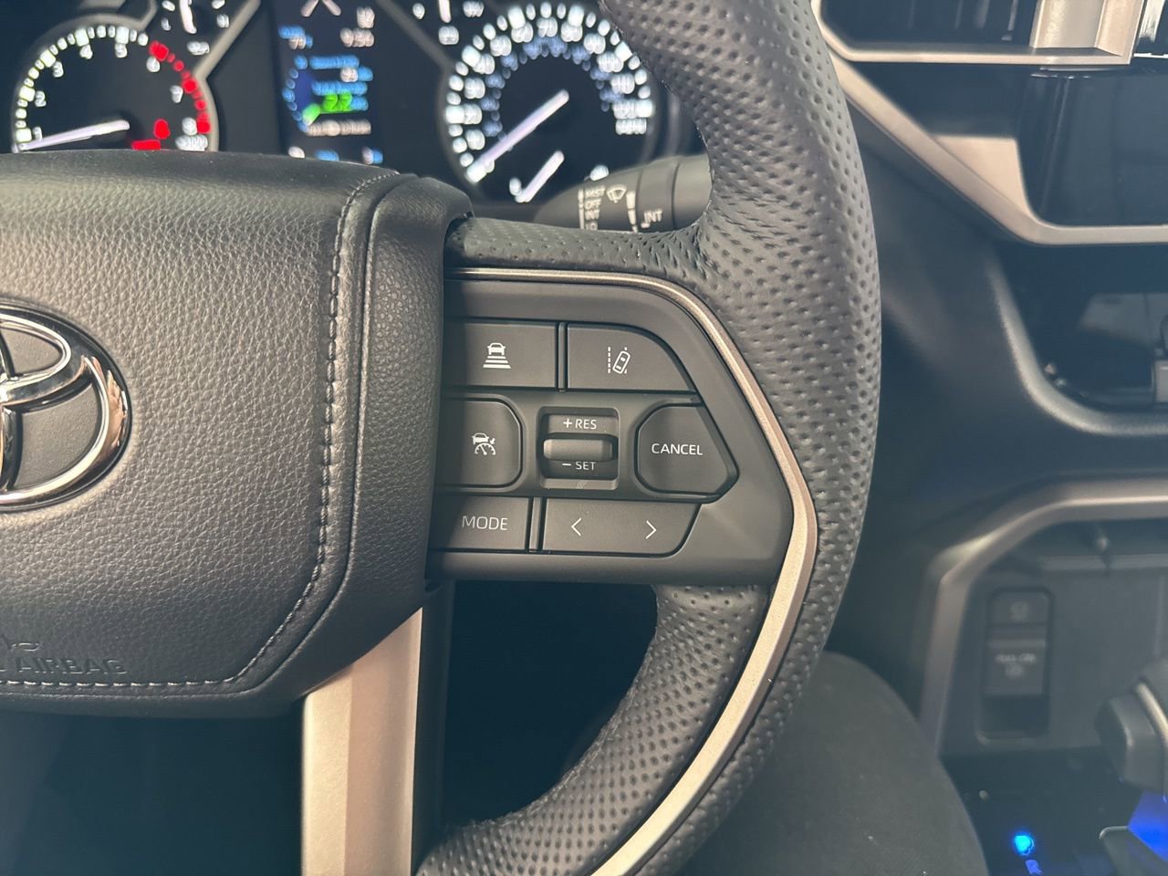 Used 2026 Toyota Tundra SR5 w/ SR5 Premium Package AWD/4WD image 20