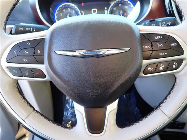 Used 2017 Chrysler Pacifica Limited w/ Advanced Safetytec Group image 20