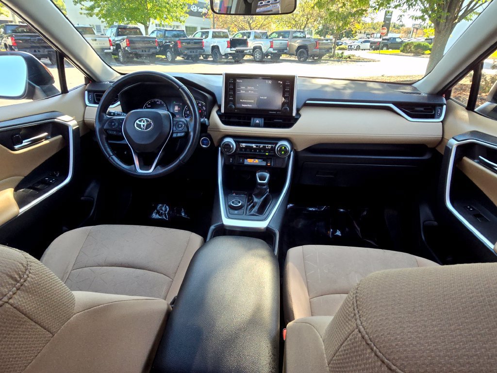 Certified 2019 Toyota RAV4 XLE w/ Convenience Package AWD/4WD image 15