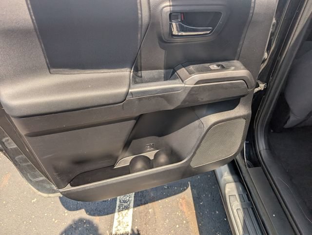 Used 2019 Toyota Tacoma TRD Sport w/ Technology Package AWD/4WD image 11