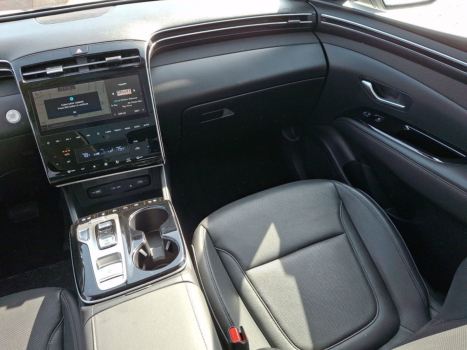 Certified 2022 Hyundai Tucson Limited w/ Cargo Package image 16