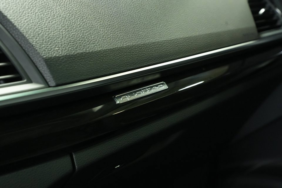 Used 2020 Audi Q5 2.0T Premium Plus w/ Premium Plus Package image 34