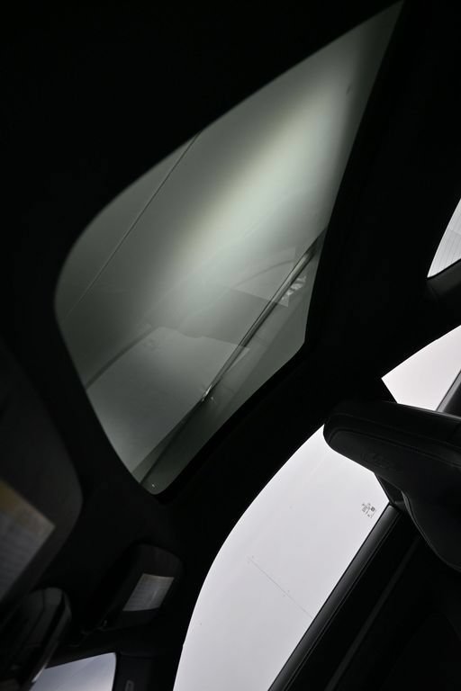 Certified 2025 Porsche 911 Carrera S RWD image 24